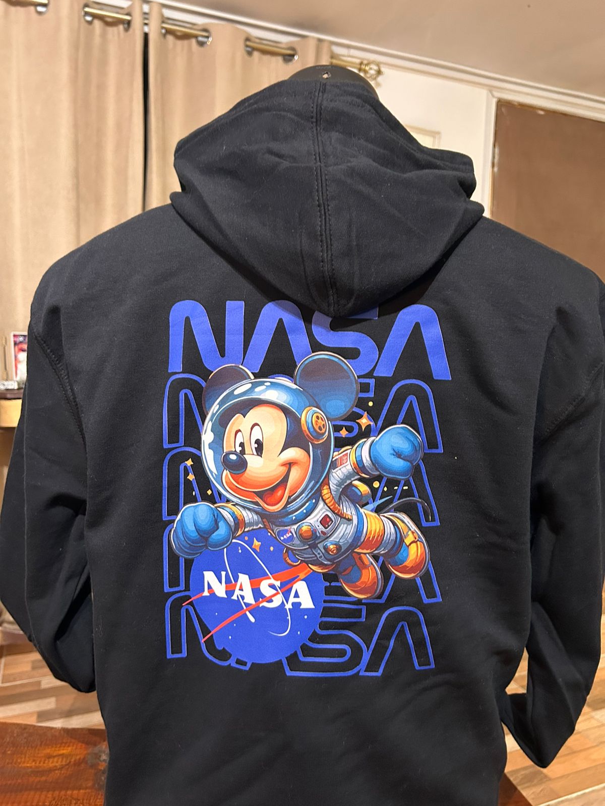 Poleron Mickey NASA
